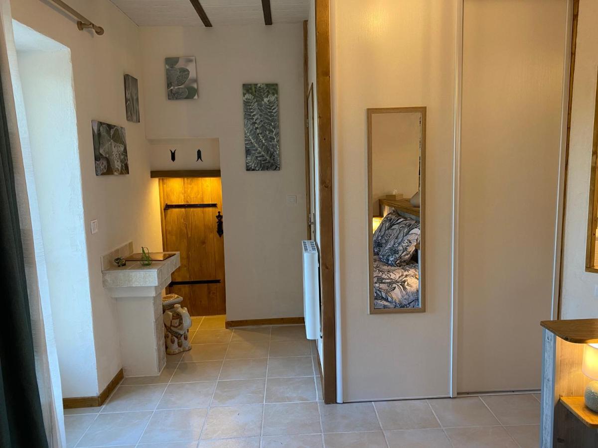 L'Anagramme, Chambres, Table D'Hotes Et Gite Pour Adultes, Naturistes Ou Non ! Cindre Exterior photo